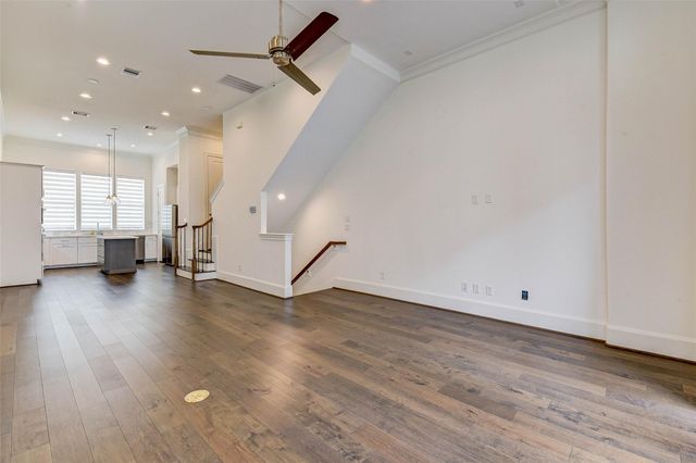 2724 Dolce Oaks Drive, Houston, TX 77007