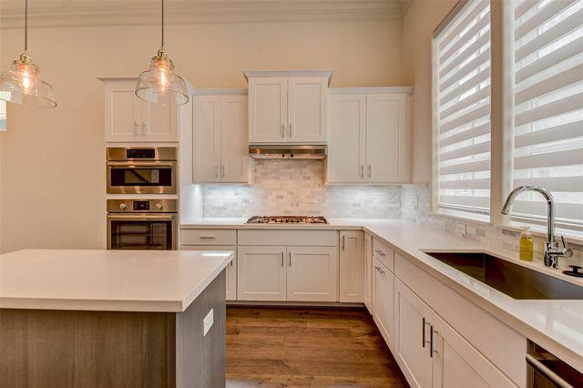2724 Dolce Oaks Drive, Houston, TX 77007