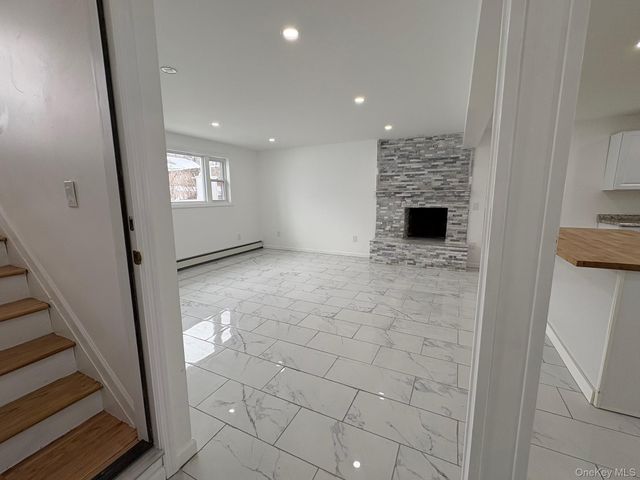 40 Hillside Avenue A, New Windsor, NY 12553