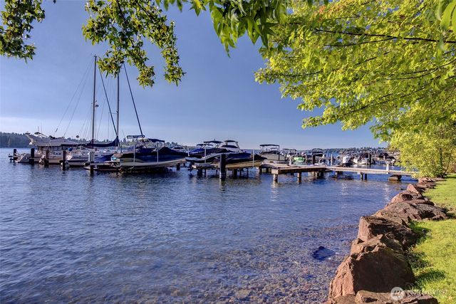 2720 105th Avenue SE, Beaux Arts, WA 98004