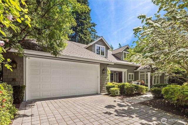 2720 105th Avenue SE, Beaux Arts, WA 98004