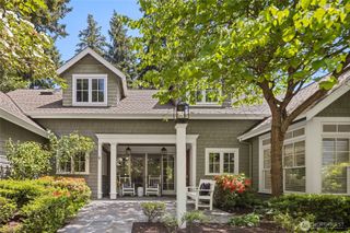 2720 105th Avenue SE, Beaux Arts, WA 98004