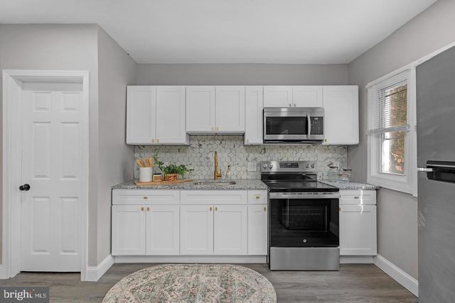 1221 ASHBURTON ST, Baltimore, MD 21216