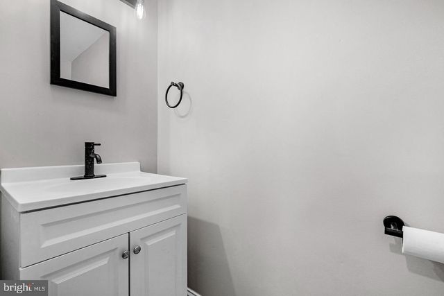 1221 ASHBURTON ST, Baltimore, MD 21216
