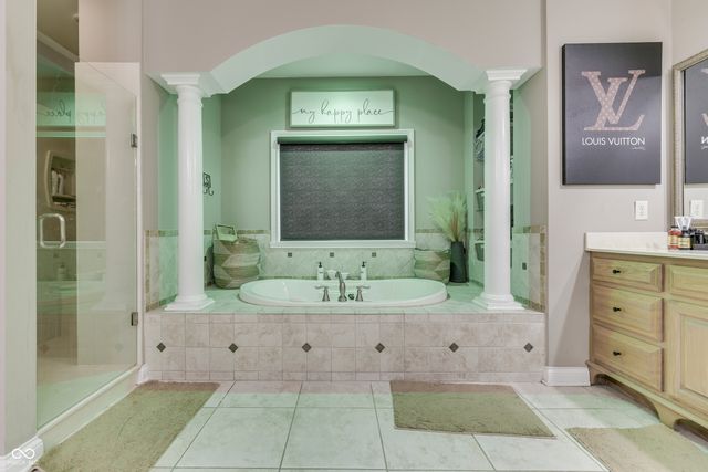 5898 Claybrook Drive, Bargersville, IN 46106