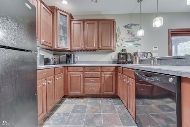 5898 Claybrook Drive, Bargersville, IN 46106