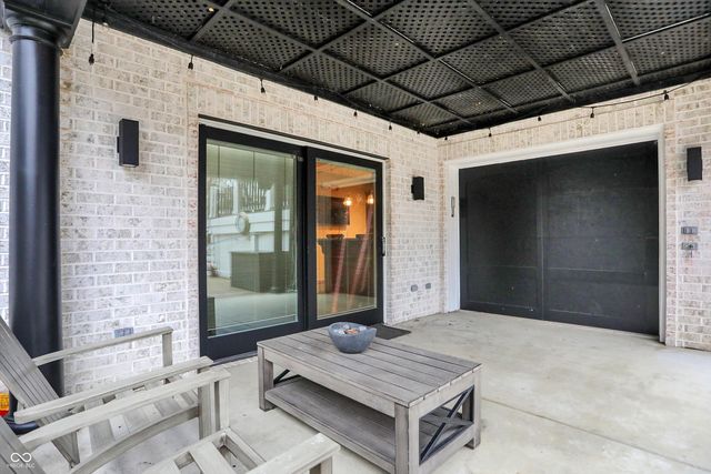 5898 Claybrook Drive, Bargersville, IN 46106