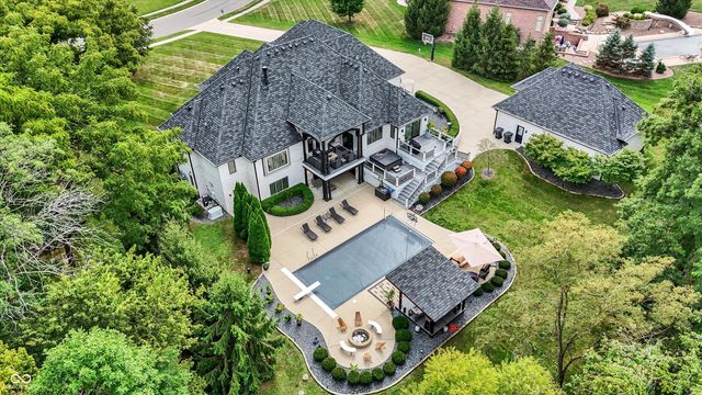 5898 Claybrook Drive, Bargersville, IN 46106