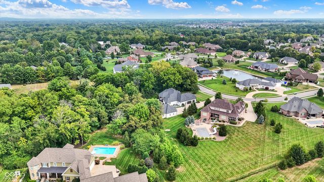 5898 Claybrook Drive, Bargersville, IN 46106