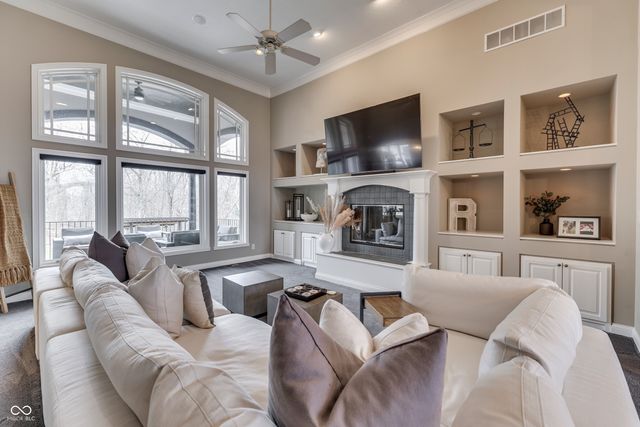 5898 Claybrook Drive, Bargersville, IN 46106