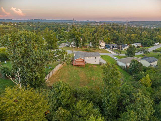 4127 Lost Oaks Drive, Ooltewah, TN 37363