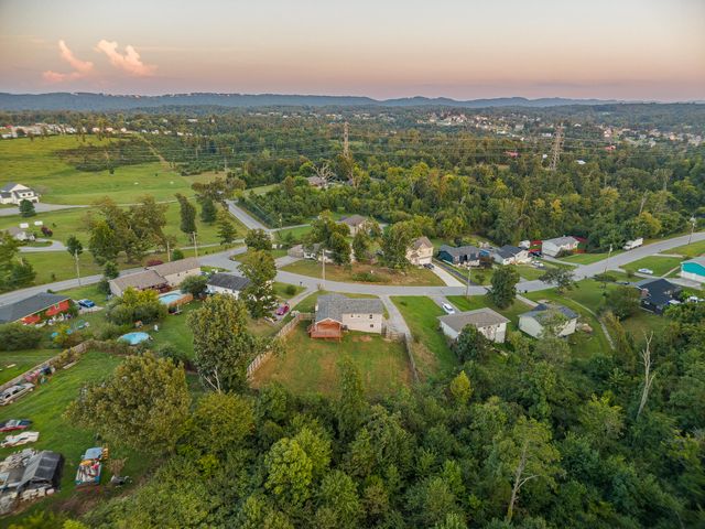 4127 Lost Oaks Drive, Ooltewah, TN 37363