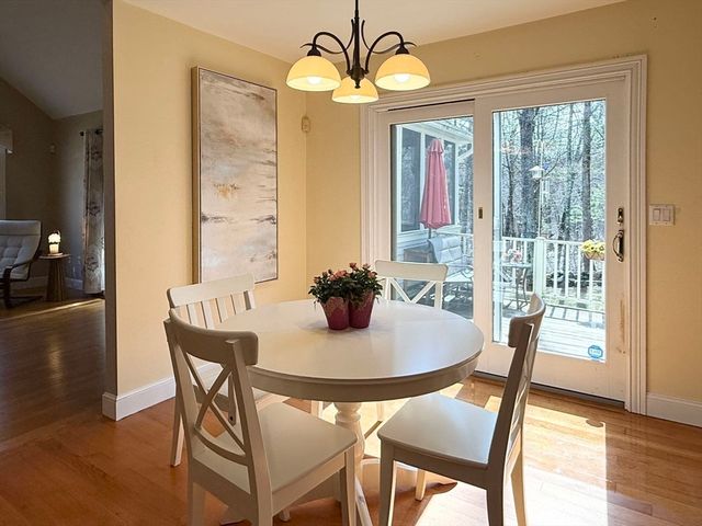 15 Cutters Ridge Rd, Carlisle, MA 01741