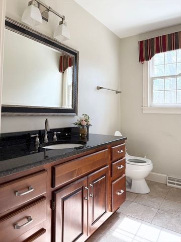 15 Cutters Ridge Rd, Carlisle, MA 01741