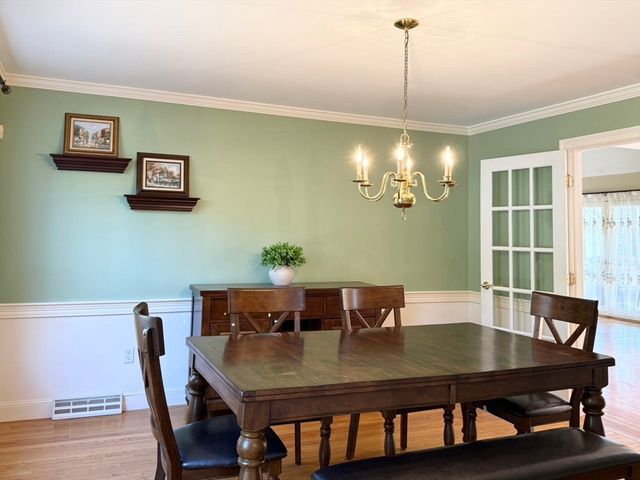 15 Cutters Ridge Rd, Carlisle, MA 01741