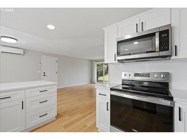 6206 Nw CHERRY St, Vancouver, WA 98663