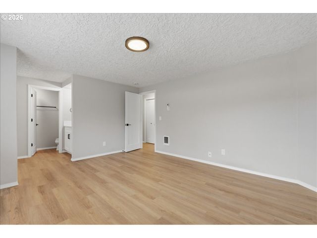 6206 Nw CHERRY St, Vancouver, WA 98663