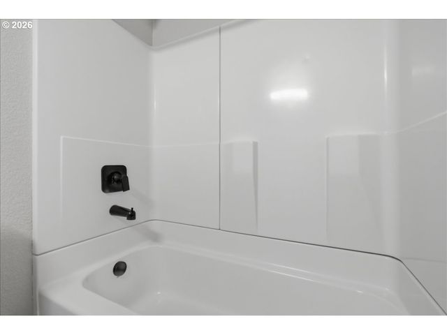 6206 Nw CHERRY St, Vancouver, WA 98663