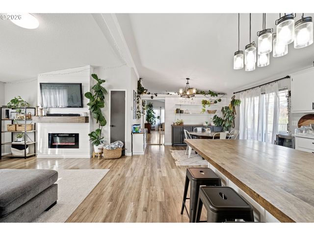 83149 MICKELSON Rd, Creswell, OR 97426