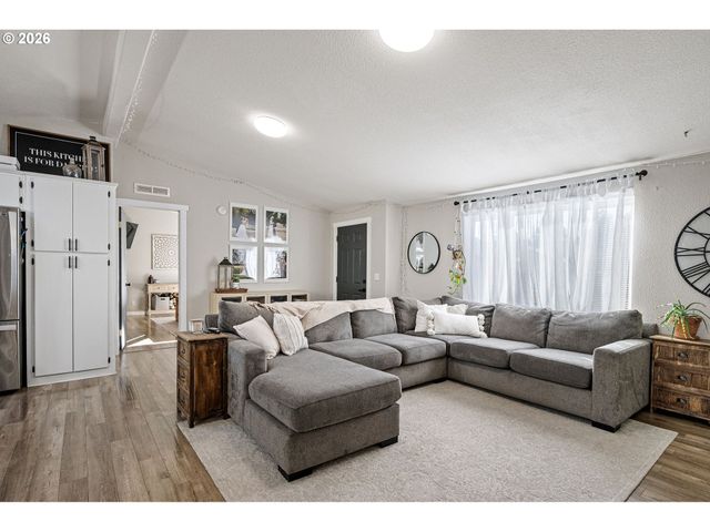 83149 MICKELSON Rd, Creswell, OR 97426