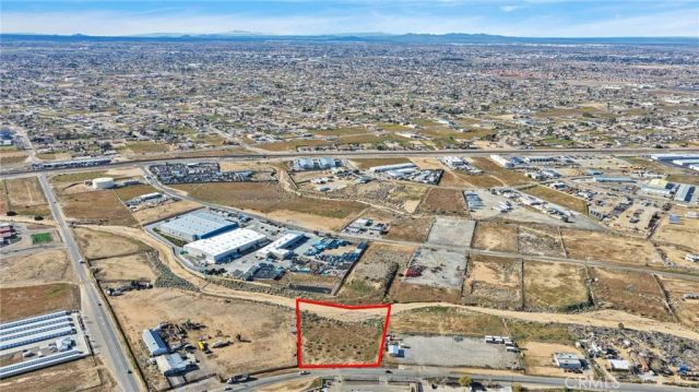 0 E, Hesperia, CA 92345