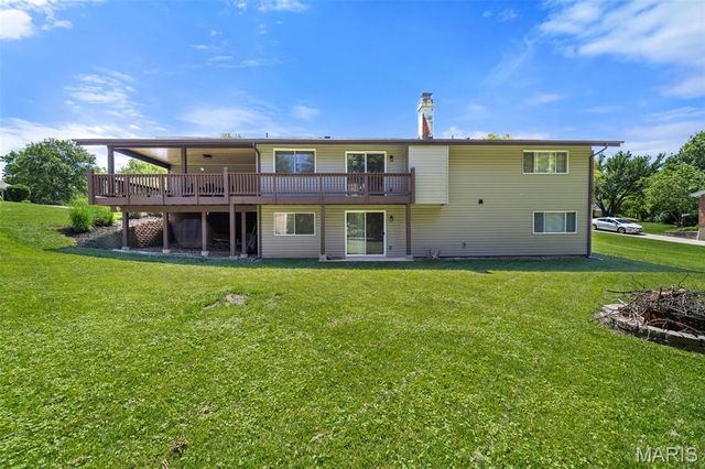 430 Glan Tai Drive, Manchester, MO 63011
