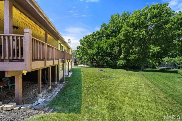 430 Glan Tai Drive, Manchester, MO 63011