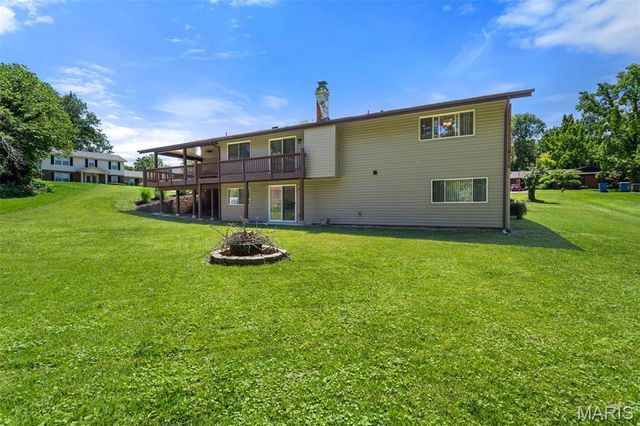 430 Glan Tai Drive, Manchester, MO 63011
