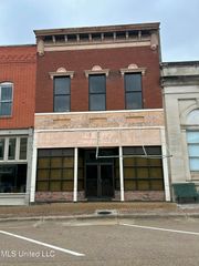 304 S Main Street, Yazoo City, MS 39194