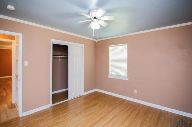 1010 Annette Dr, Longview, TX 75604