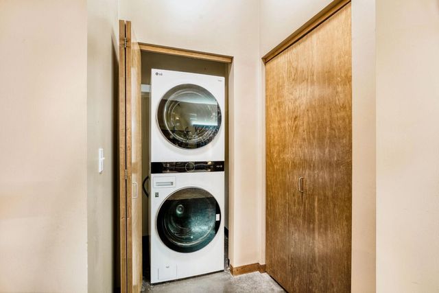 2650 University Avenue W 104, Saint Paul, MN 55114