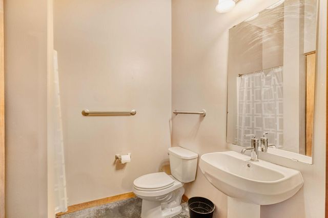 2650 University Avenue W 104, Saint Paul, MN 55114