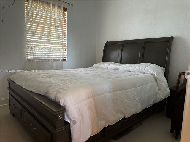 7540 SW 37th Street, Miami, FL 33155