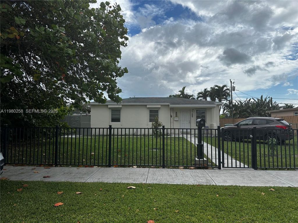 7540 SW 37th Street, Miami, FL 33155