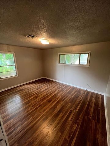 911 Windsor Drive, Shreveport, LA 71106