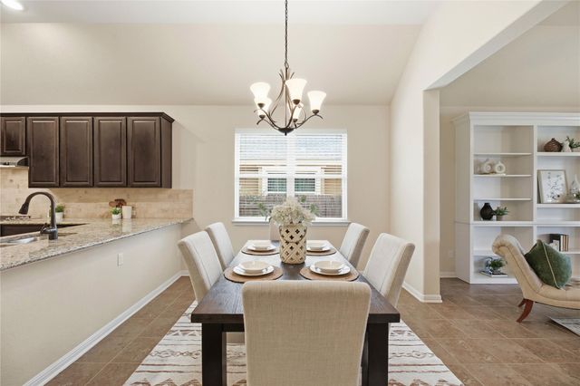 190 N Sage HOLW, Dripping Springs, TX 78620