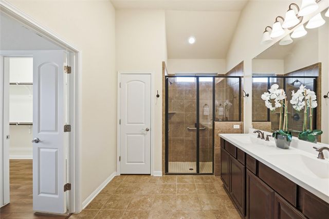 190 N Sage HOLW, Dripping Springs, TX 78620