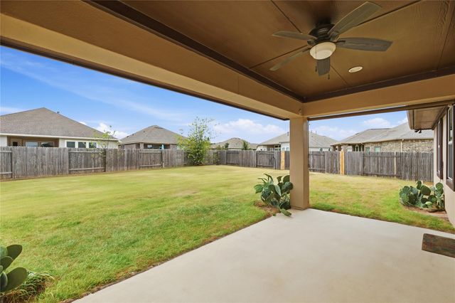 190 N Sage HOLW, Dripping Springs, TX 78620