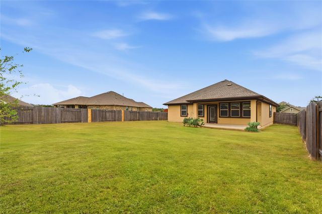 190 N Sage HOLW, Dripping Springs, TX 78620