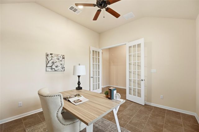 190 N Sage HOLW, Dripping Springs, TX 78620