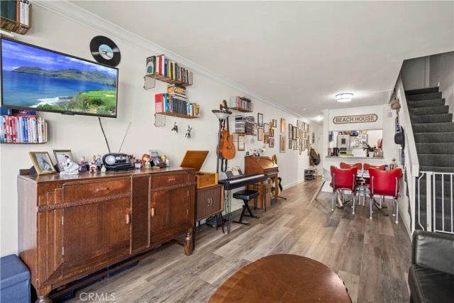 381 E Surfside, Port Hueneme, CA 93041
