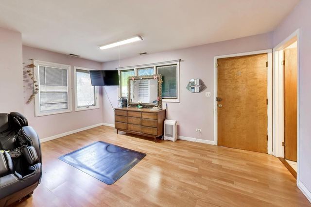 1810 E Euclid Avenue, Arlington Heights, IL 60004