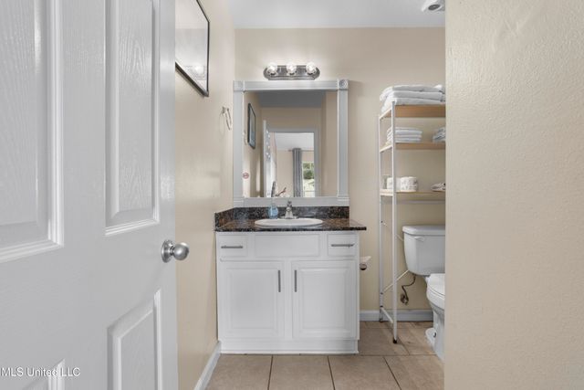 1181 Century Oaks Drive, A, Gulfport, MS 39507