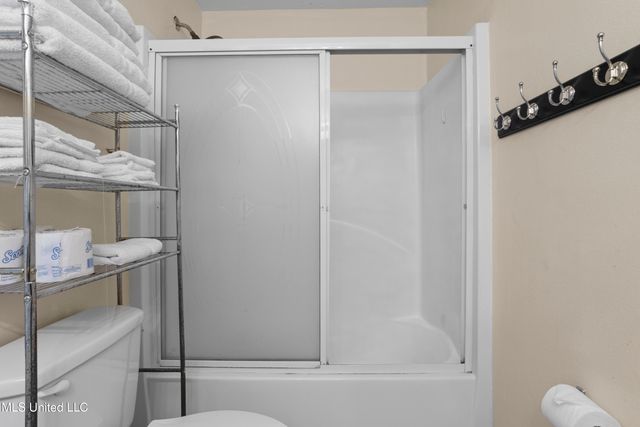 1181 Century Oaks Drive, A, Gulfport, MS 39507