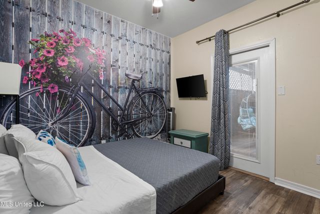 1181 Century Oaks Drive, A, Gulfport, MS 39507