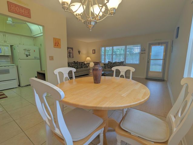 113 E Waltham E, West Palm Beach, FL 33417