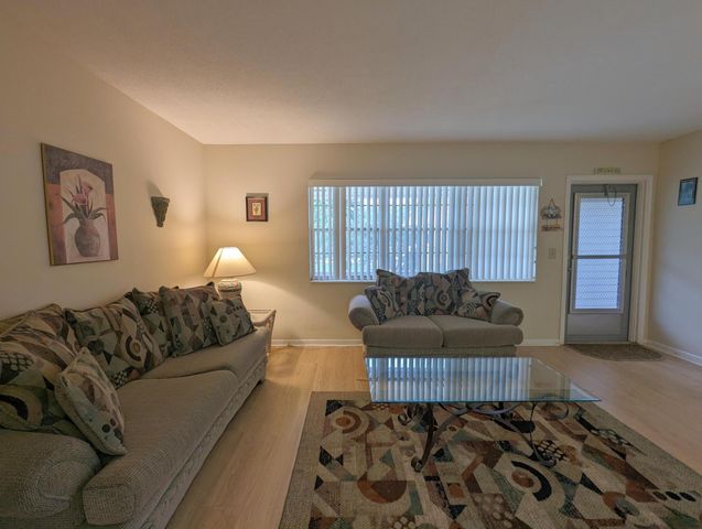 113 E Waltham E, West Palm Beach, FL 33417