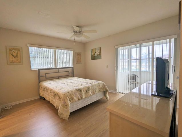 113 E Waltham E, West Palm Beach, FL 33417