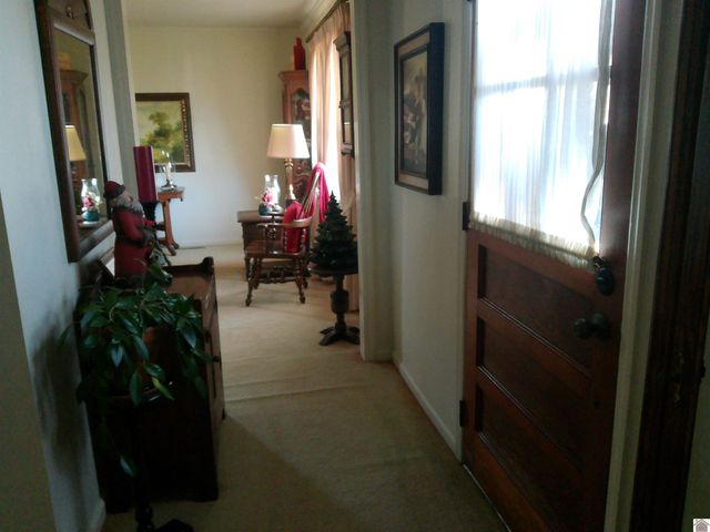 216 Ruoff Dr, Paducah, KY 42003