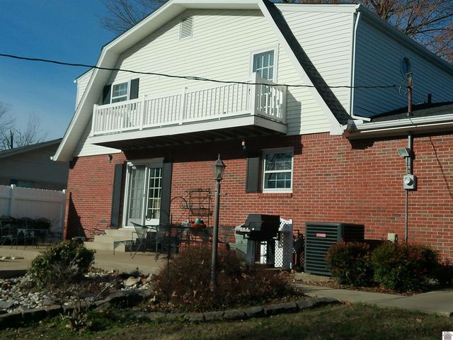 216 Ruoff Dr, Paducah, KY 42003